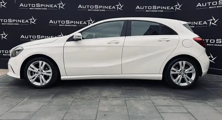 Mercedes-Benz A 180 A 180 d Automatic Sport #navi #senspark