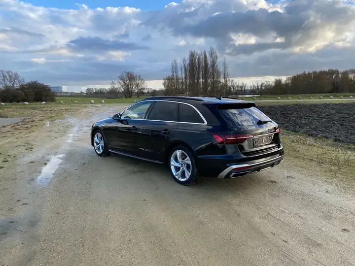 Audi A4 40 TDI,2.0d,205Pk, S line,Matrix,Massage zetels