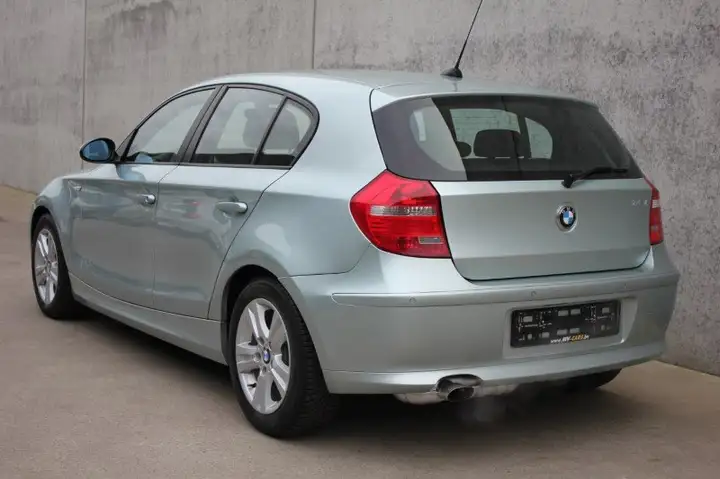 BMW 116 BMW 116iA/5-deur/Pdc/Navi/Multistuur