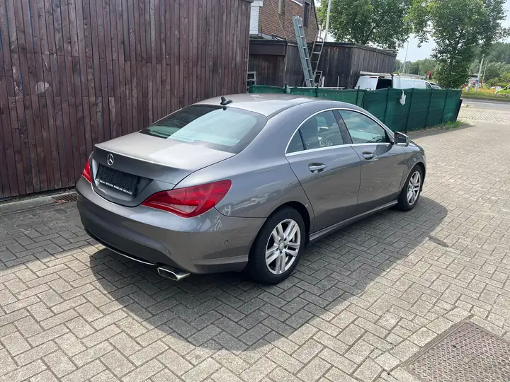 Mercedes-Benz CLA 220 CDI 7G-DCT